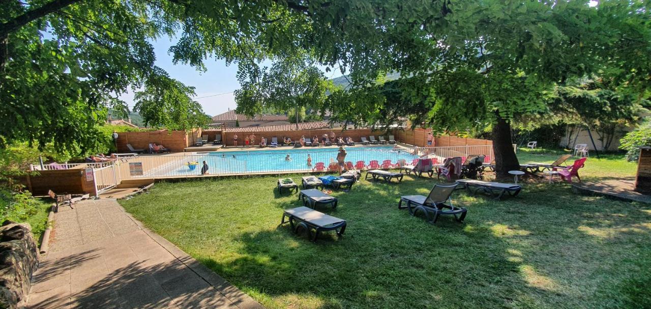 Camping Les Lavandes Darbres Екстериор снимка