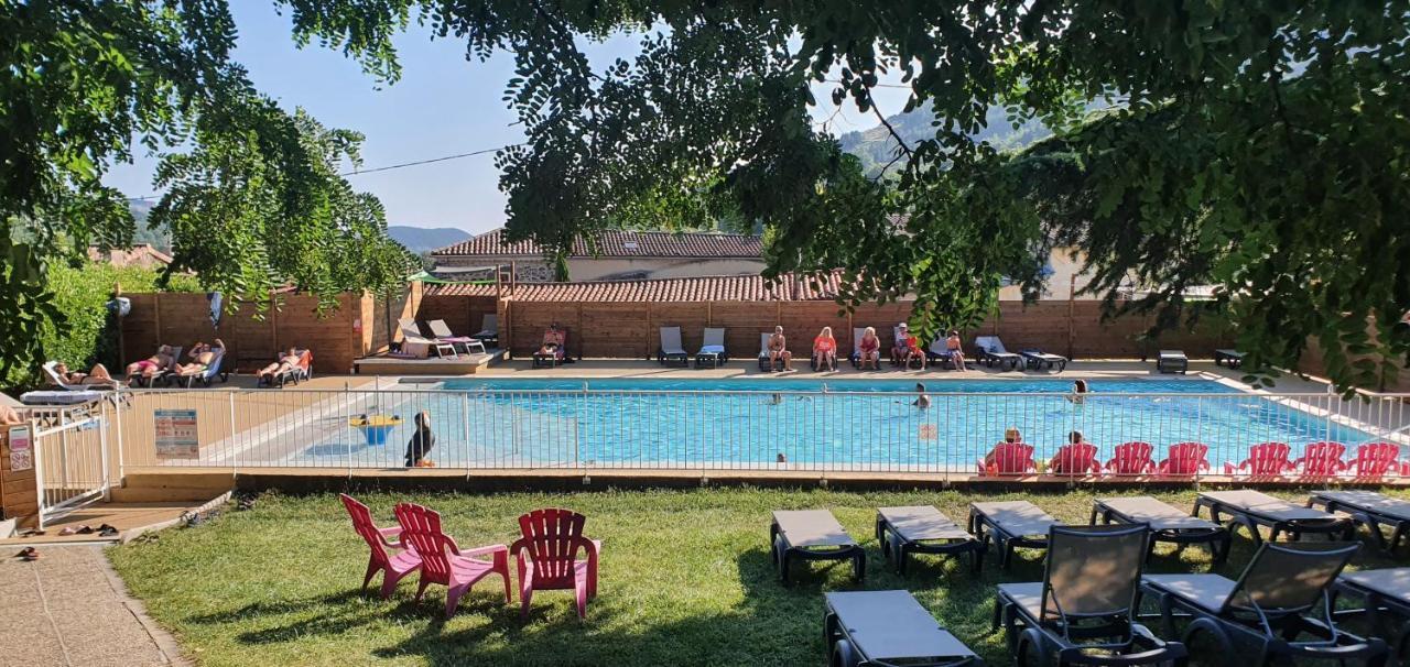 Camping Les Lavandes Darbres Екстериор снимка
